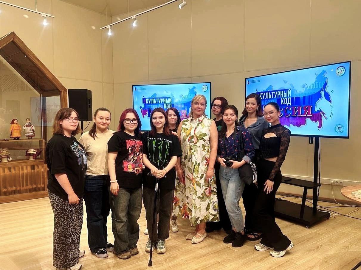 На старших курсах — индивидуальный график обучения и возможность трудоустройства благодаря прямому доступу к работодателям.