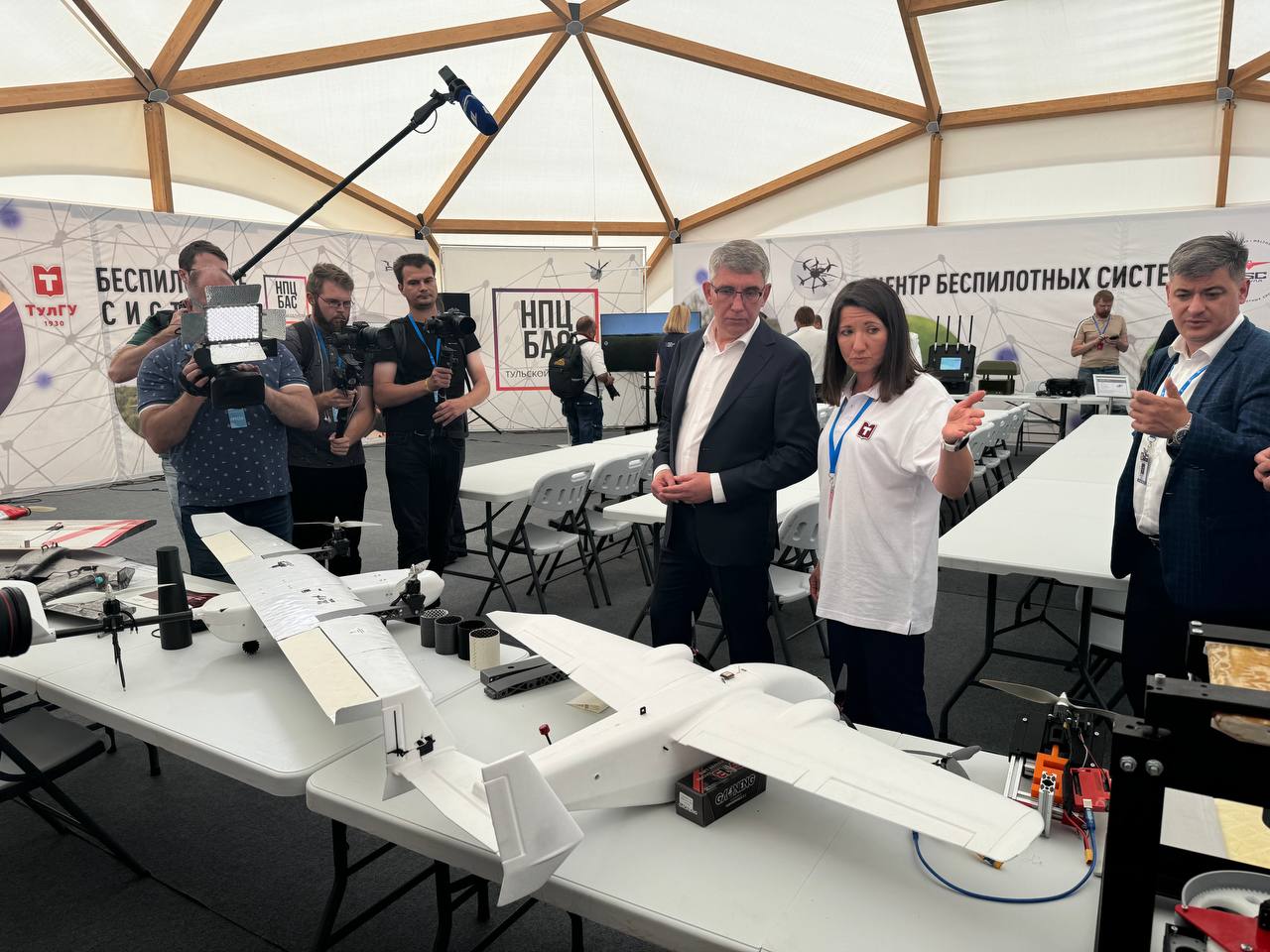 Сотрудничество с ведущими предприятиями ОПК Тульского региона дает возможность привлекать к образовательному процессу ведущих специалистов отрасли.