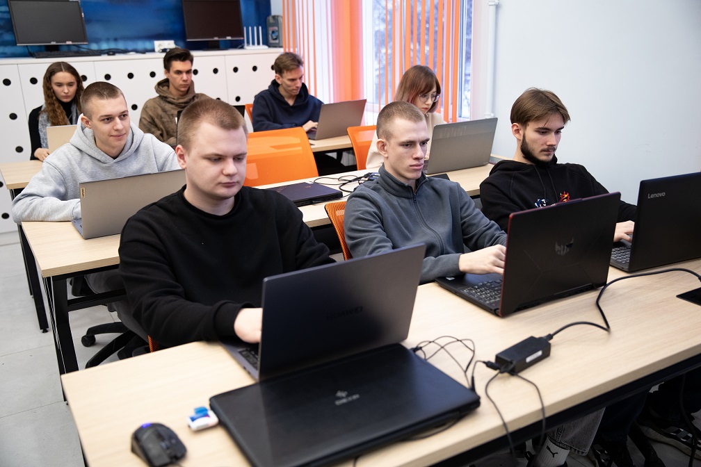 Организация и технологии защиты информации (по отрасли или в сфере профессиональной деятельности)