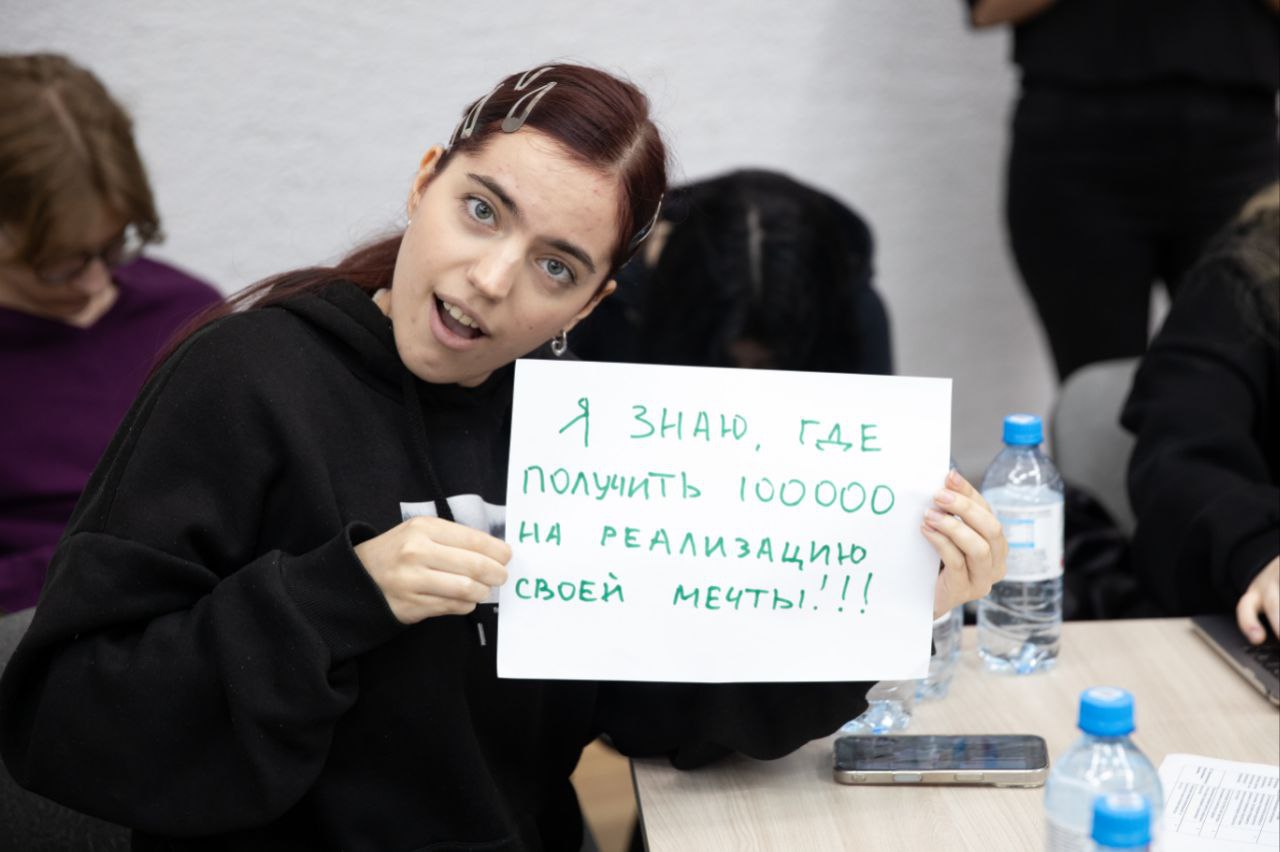 Неотъемлемый компонент учебного плана – проектная деятельность: уже с первого курса студенты решают прикладные задачи в рамках актуальной повестки дня.