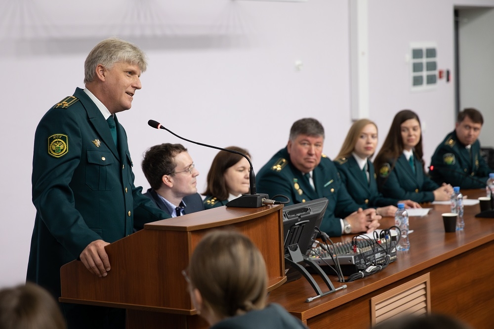 Таможенная деятельность