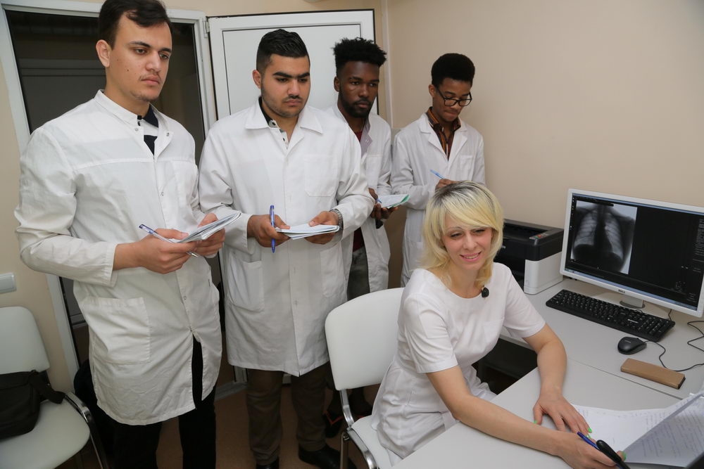 Interdisciplinarity. Integration into a comprehensive university allows medical students to delve deeper into the fundamental disciplines - Chemistry, Biology, Physics, Anatomy - that are in the very heart of medicine. Students have the opportunity to be engaged in research under the supervision of faculty members of university; it develops their intellectual and creative potential, allows them to leverage their individual passion for specific disciplines and provides financial support as well.