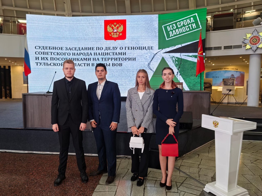 Students of the program take part in technological entrepreneurship projects, gaining experience in negotiation, change, risk and conflict management, and legal management in business.