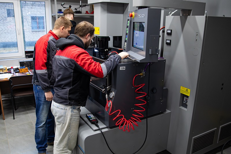 It offers a unique synergy of technologies, not just a collection of them. While other programs often focus on one or two technologies (for example, only "Laser Technologies" or "Pressure Processing Equipment"), we provide a comprehensive view of the entire cycle of creating a high-tech product.